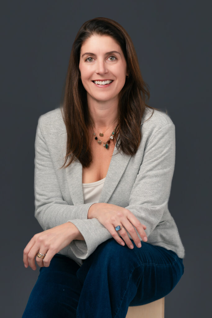 Business executive headshots Lindsay web